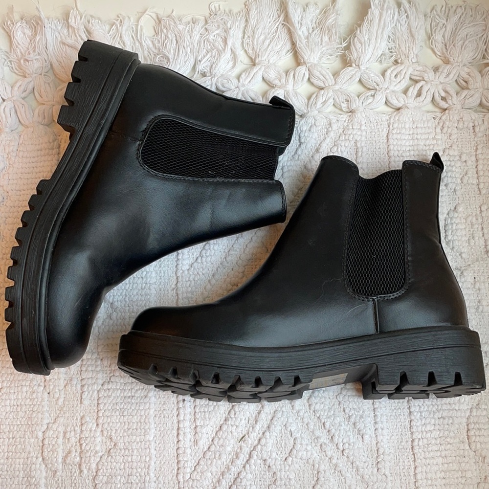 Shein Chelsea Boots
